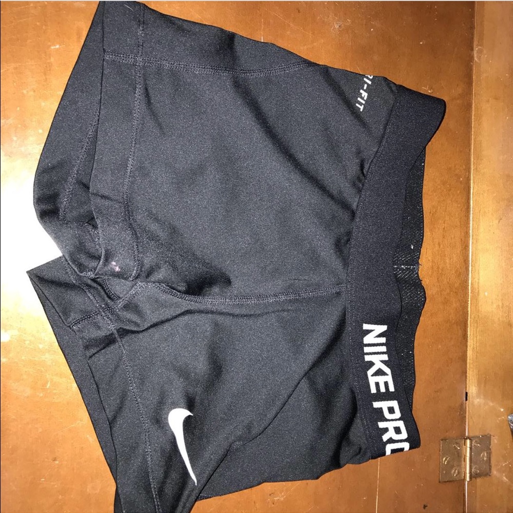 Nike spandex